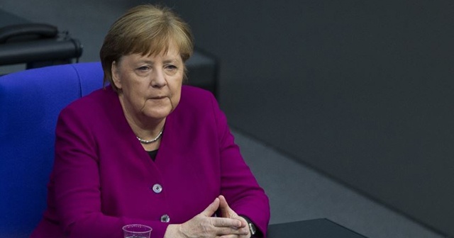 Merkel: Suriye&#039;deki durum &#039;dramatik&#039;