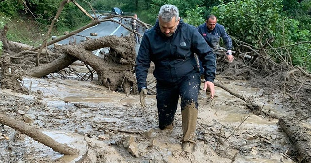 Milletvekili Hasan Turan afet bölgesine giderken mahsur kaldı