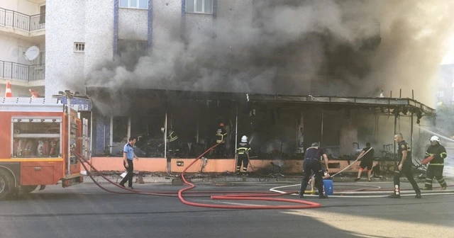 Mobilya atölyesi alevlere teslim oldu