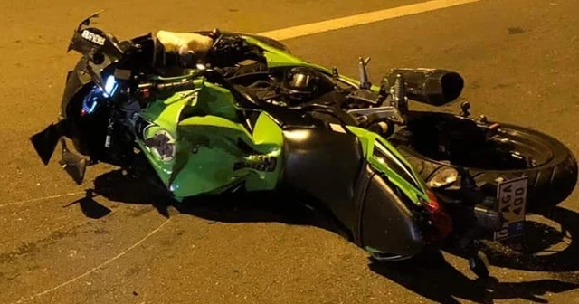 Motosiklet kazası 23 yaşındaki genci hayattan kopardı