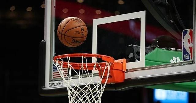 NBA'de Houston Rockets'ı galibiyete yıldız oyuncuları taşıdı
