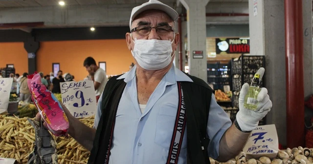 Pazara gitmeleri yasaklanan 65 yaş üstü vatandaşlar haberi pazarda aldı
