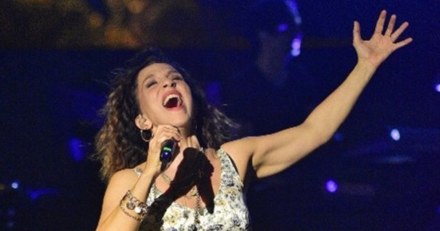 Sertab Erener Bodrum’u salladı