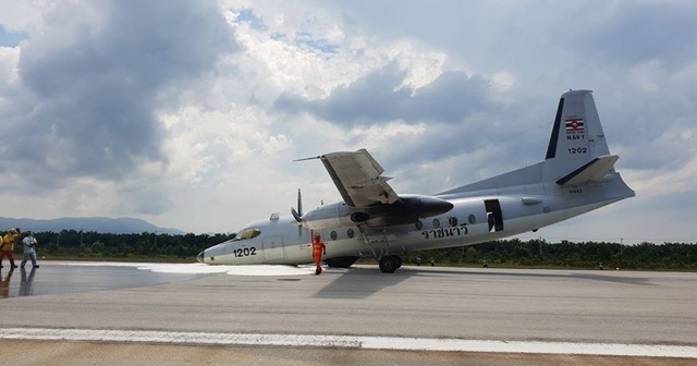 Tayland’da askeri uçak burun üstü acil iniş yaptı