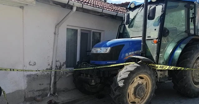 Traktörün çarptığı yaya hayatını kaybetti