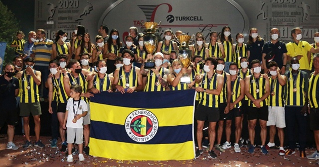 Turkcell Süper Lig&#039;de şampiyon Fenerbahçe