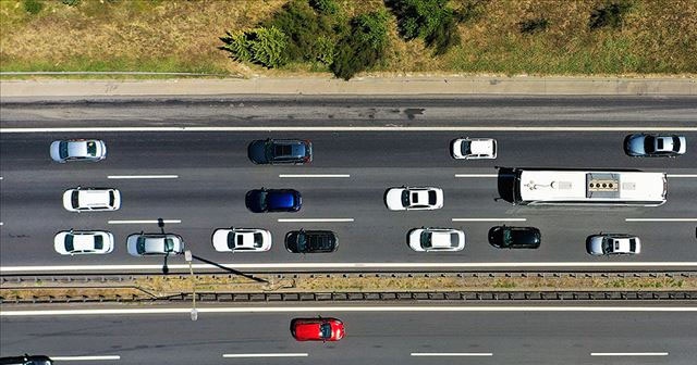 Türkiye&#039;nin bölünmüş yol ağı 27 bin kilometreyi aştı