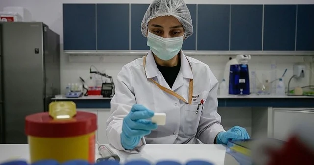 Türkiye'nin koronavirüsle mücadelesinde son 24 saatte yaşananlar