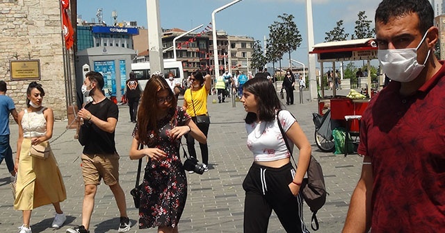 Vakalar artarken Taksim’de maske yine unutuldu