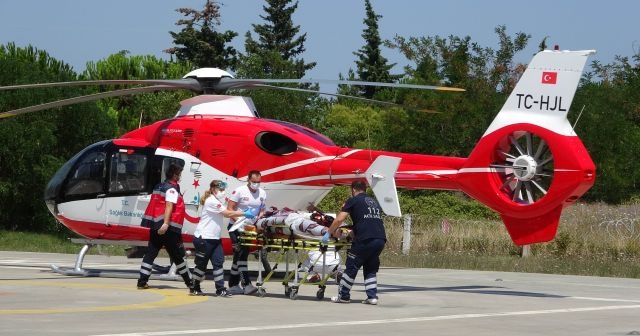 Yaşlı adamın yardımına ambulans helikopter yetişti