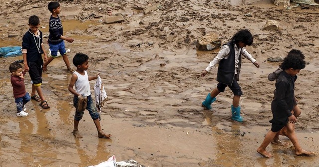 Yemen&#039;deki sel nedeniyle 174 kişi öldü