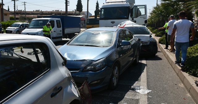 Zincirleme trafik kazası: 5 yaralı