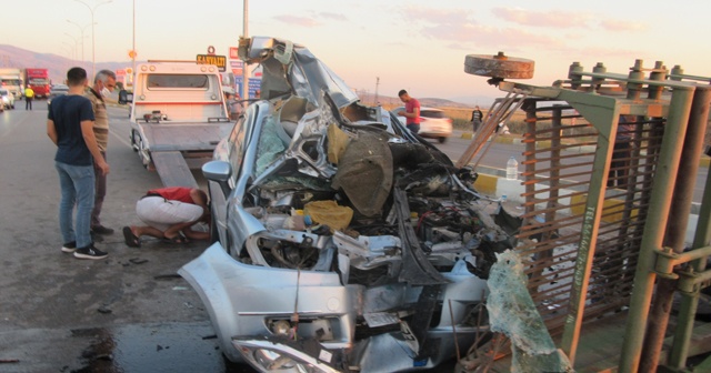 Zincirleme trafik kazasında ortalık savaş alanına döndü