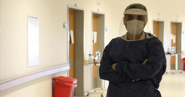 'Koluna maskeyi takanların solunum cihazına bağlandığını görünce üzülüyoruz'