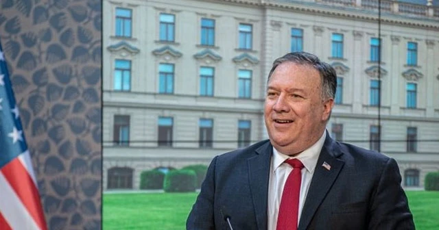 ABD Dışişleri Bakanı Pompeo Yunanistan&#039;da mevkidaşı Dendias ile görüştü