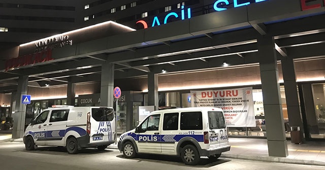 Adana&#039;da hastanede refakatçiye silah doğrultan kadın gözaltına alındı