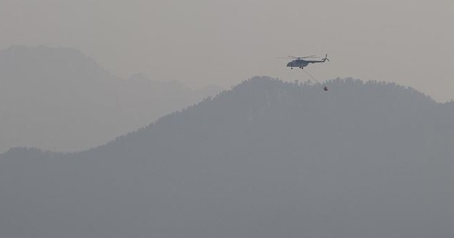 Adana&#039;daki orman yangınına havadan müdahale tekrar başladı