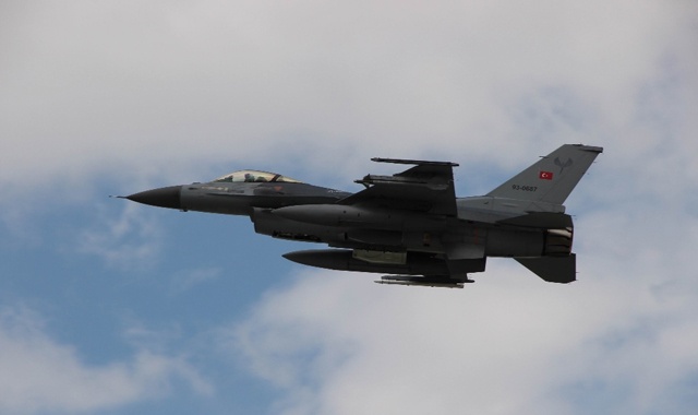 Azerbaycan, Ermenistan&#039;ın F-16 iddiasını yalanladı