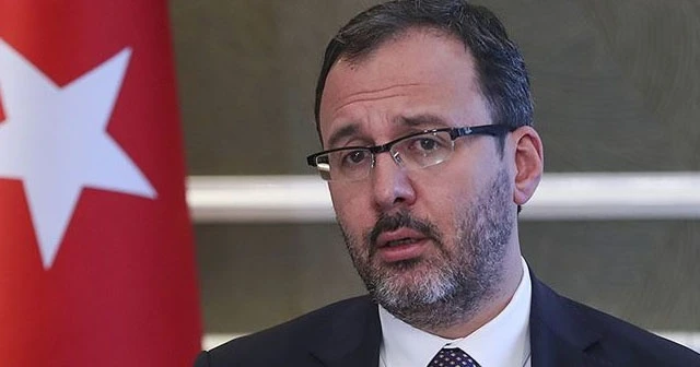 Bakan Kasapoğlu, futbolda yarın başlayacak yeni sezon için mesaj yayımladı