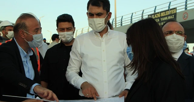 Bakan Kurum, 10 gün sonra hak sahiplerine verilecek konutları inceledi