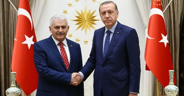 Cumhurbaşkanı Erdoğan&#039;dan Binali Yıldırım&#039;a geçmiş olsun mesajı