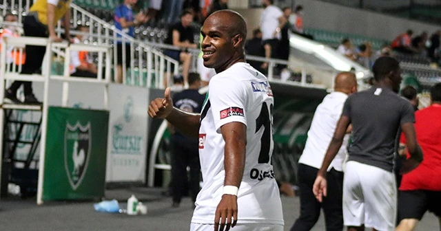 Denizlispor’da Zeki Yavru’nun ardından Estupinan da yeni takım buldu