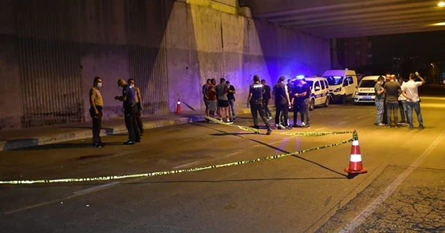 Dolmuş şoföründen sokak ortasında kanlı infaz
