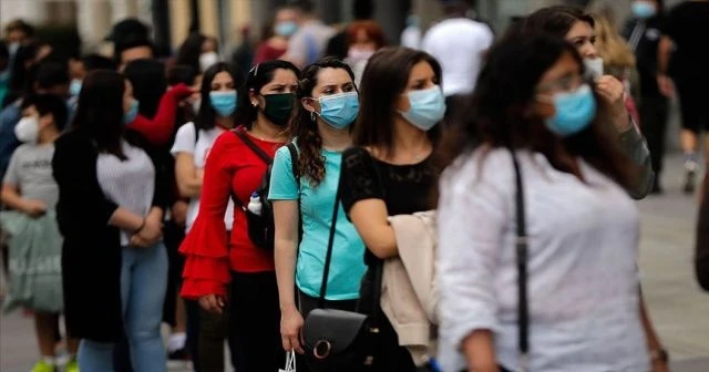 Dünya genelinde Kovid-19 tespit edilen kişi sayısı 27 milyon 492 bini geçti