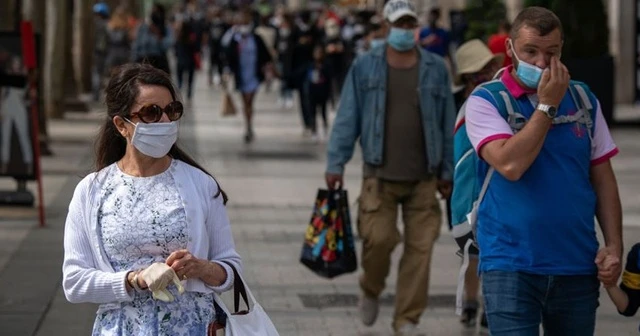 Dünya genelinde tedavisi süren Kovid-19 hasta sayısı 7 milyonu aştı