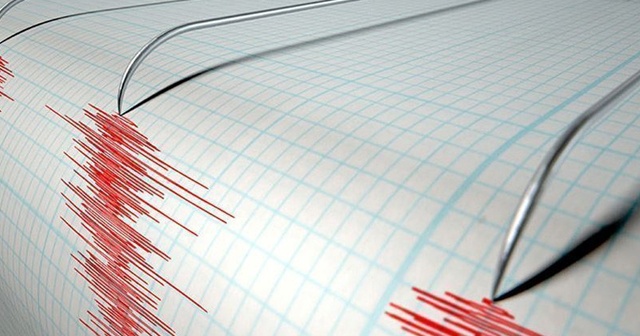 Ege Denizi&#039;nde 4,3 büyüklüğünde deprem