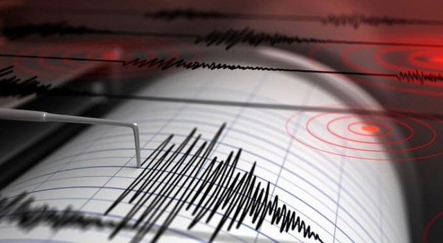 Ege Denizi&#039;nde 5,3 büyüklüğünde deprem