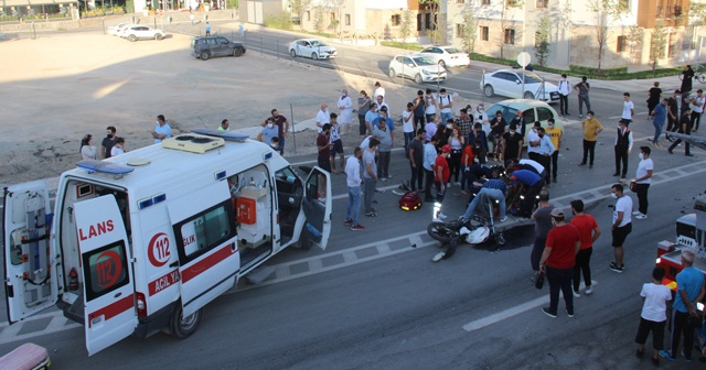 Elazığ’da otomobil ile motosiklet çarpıştı, kurye hayatını kaybetti