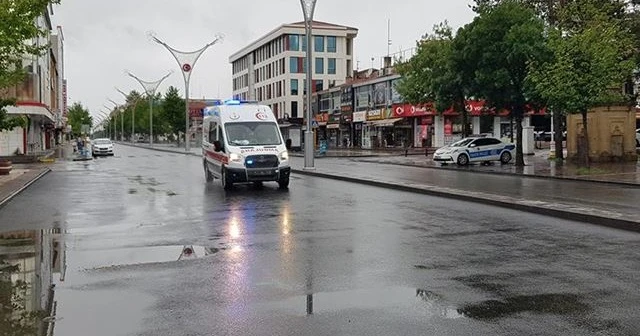 Erzincan&#039;da Kovid-19 tedbirleri kapsamında bazı alanlarda sigara içmek yasaklandı