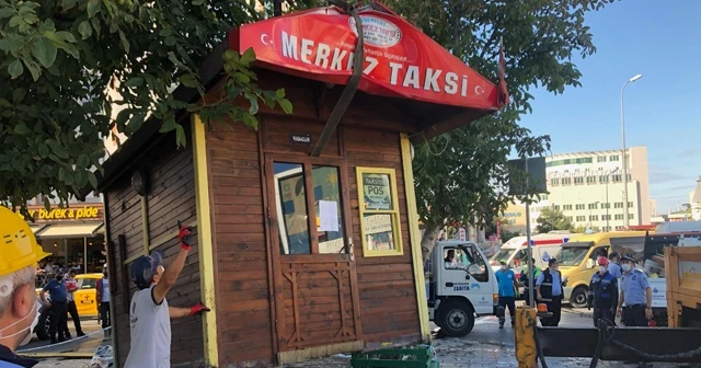 Esenyurt'ta çatışmaların yaşandığı taksi durakları kaldırıldı