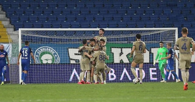 Fenerbahçe, deplasmanda Ç.Rizespor&#039;u 2-1 yendi