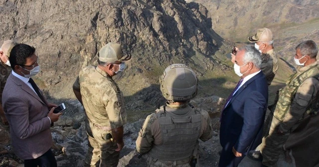 İçişleri Bakan Yardımcısı Ersoy, Hakkari'de üs bölgesinde