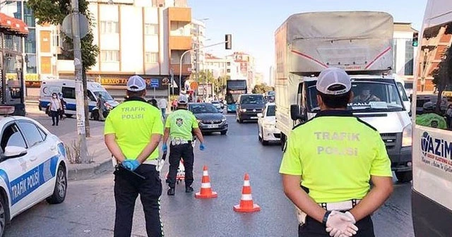 İstanbul'da araçlarda Kovid-19 denetimi