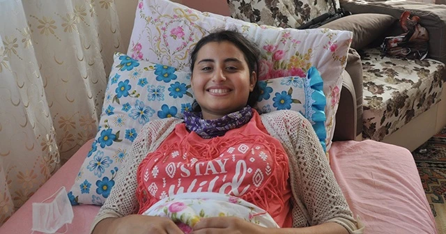 Kanser hastası 18 yaşındaki Gül Özkaya hayatını kaybetti