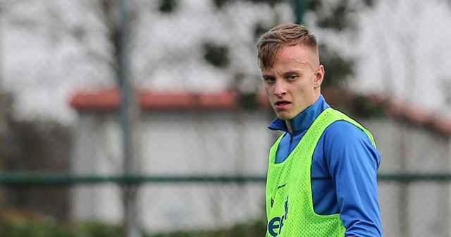 Kasımpaşa Florent Hadergjonaj&#039;ı transfer etti