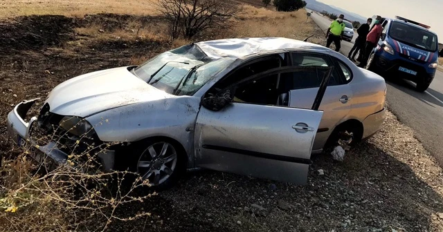 Kırıkkale'de otomobil şarampole devrildi: 4 yaralı