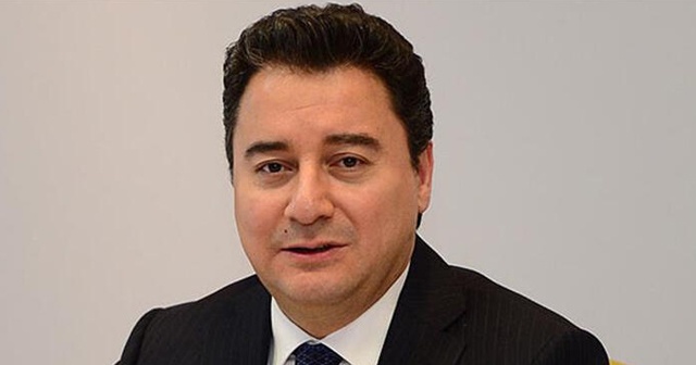 Koronavirüse yakalanan Ali Babacan tedavisine hastanede devam edecek