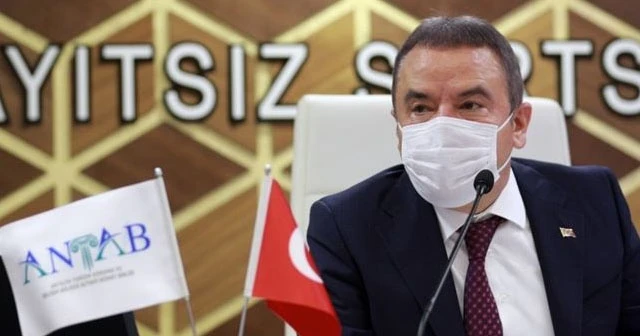 Kovid-19 tedavisi gören Muhittin Böcek'in sağlık durumu stabil