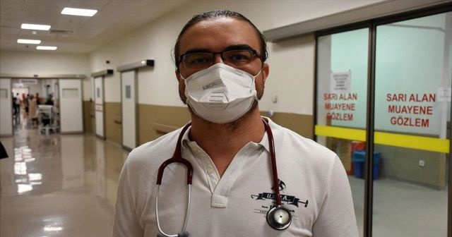 Kovid-19'u yenen doktor Silcan: Ağrılar yüzünden bağırıp çığlık attığım oldu