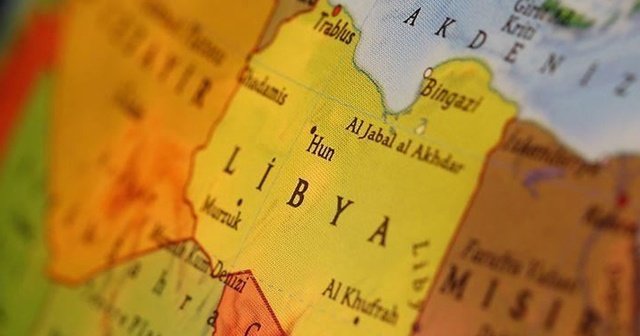 Libya&#039;da darbeci Hafter, petrole uyguladığı blokajı kaldırdığını duyurdu