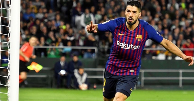 Luis Suarez, İtalyan vatandaşlığı almak için İtalyanca sınavını geçti