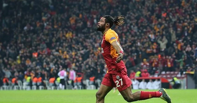 Luyindama, toplanma saatinde statta olmadığı için 11'den çıkarıldı