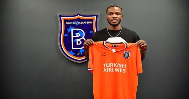 Medipol Başakşehir Mbombo&#039;yu transfer etti