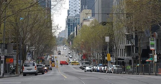 Melbourne'de sokağa çıkma yasağı kaldırıldı