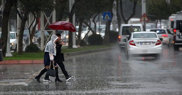 Meteorolojiden sağanak ve kuvvetli rüzgar uyarısı