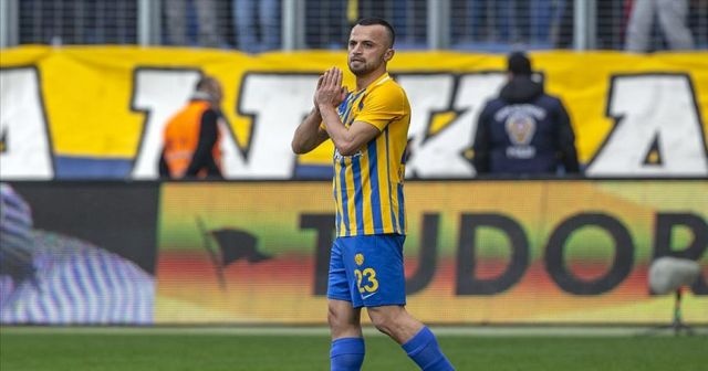 MKE Ankaragücü, İlhan Parlak ile yollarını ayırdı